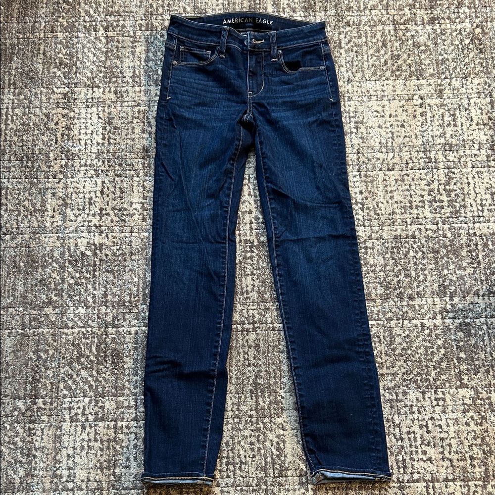 American Eagle women’s skinny jeans 2L